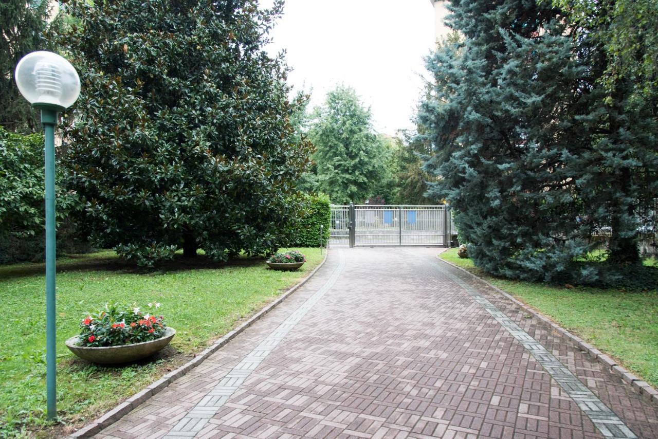 Youhosty - Delle Genziane 7 Apartment Milan Exterior photo